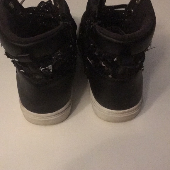 Black sequenced shoes from SO - Picture 3 of 5